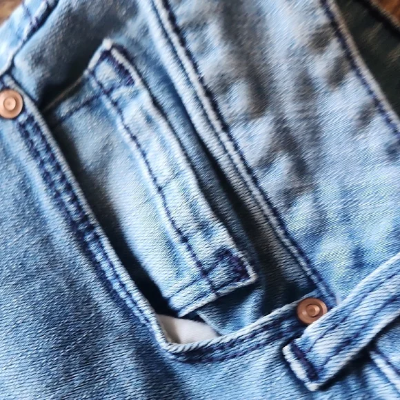 Forever 21 Light Blue Flare Jeans - Picture 5 of 12